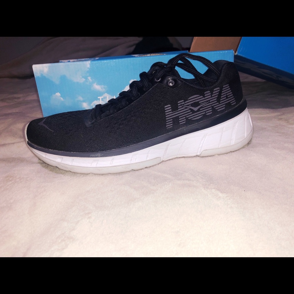 Hoka ‘cavu’ Shoes